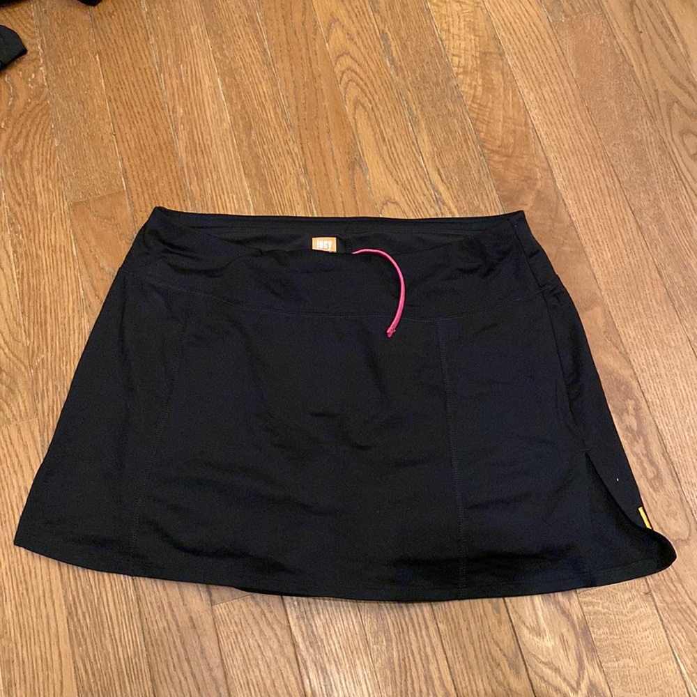Lucy Skort
